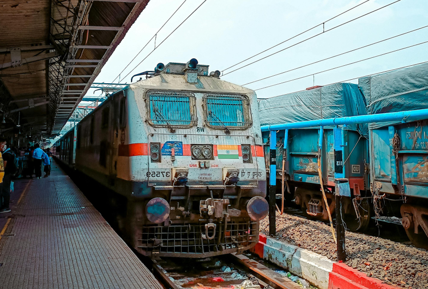 Are Tatkal ticket timings changing ndian Railways has clarified this